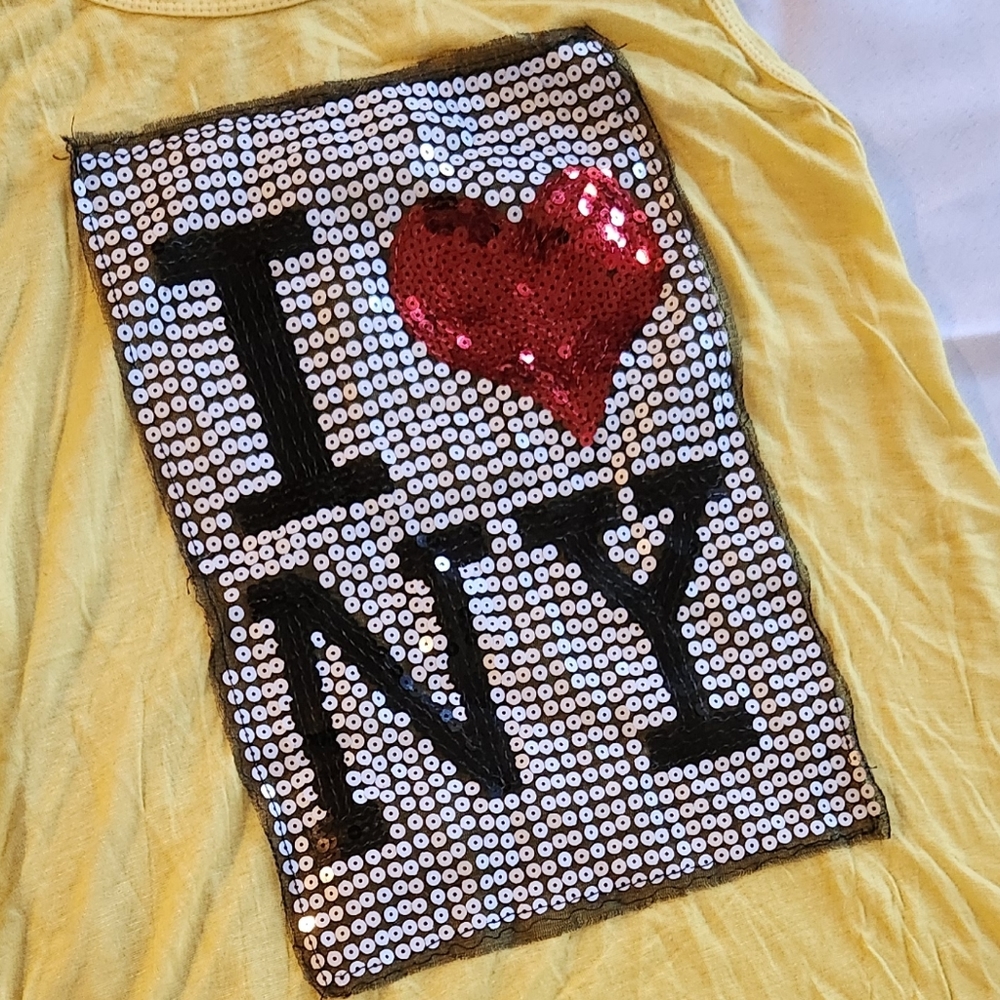 3 for $20* I ❤️ NY Flowy Tank Sz M